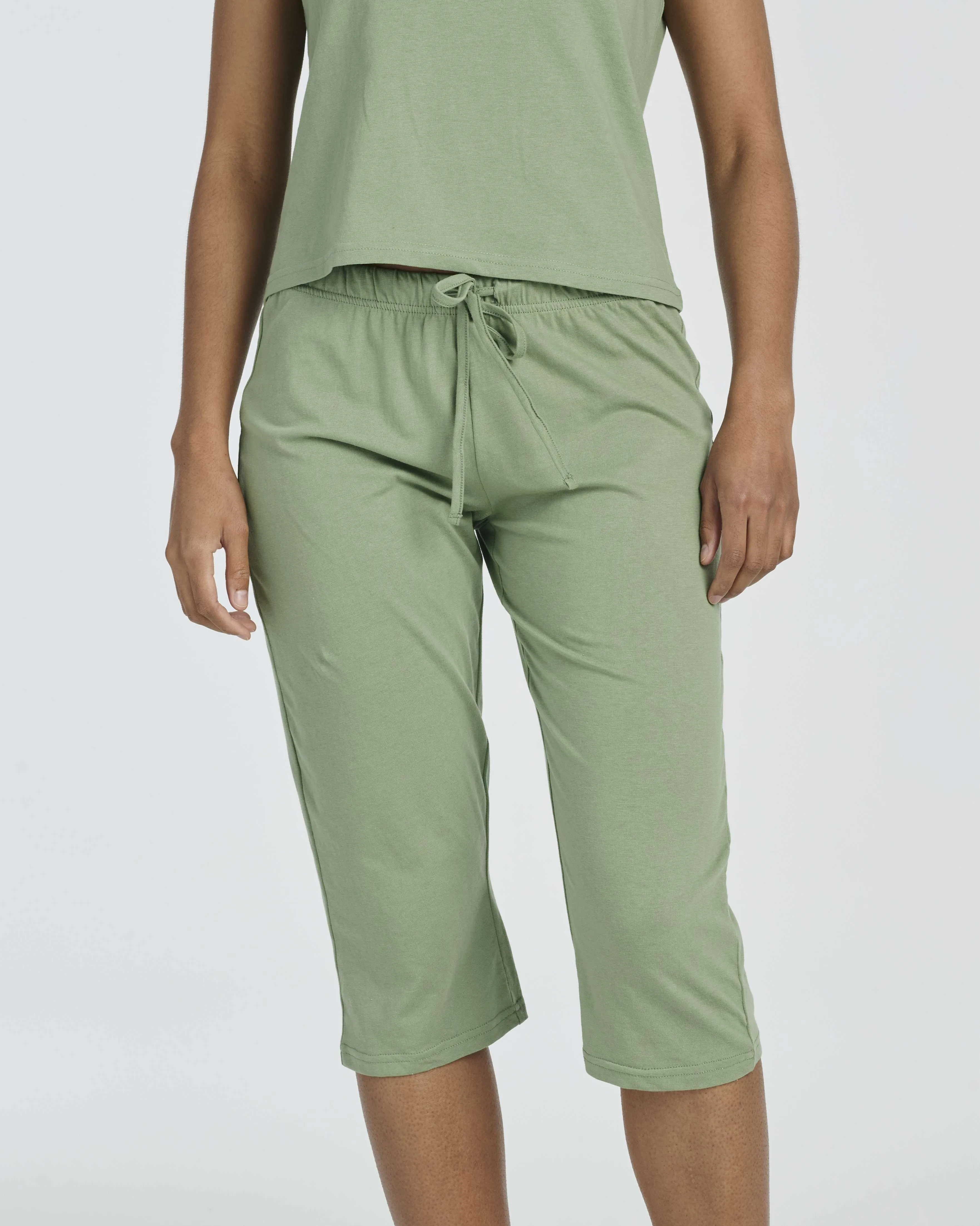 2 Pack: Women's Cotton Pajamas with Capri Pants (Available In Plus Size)