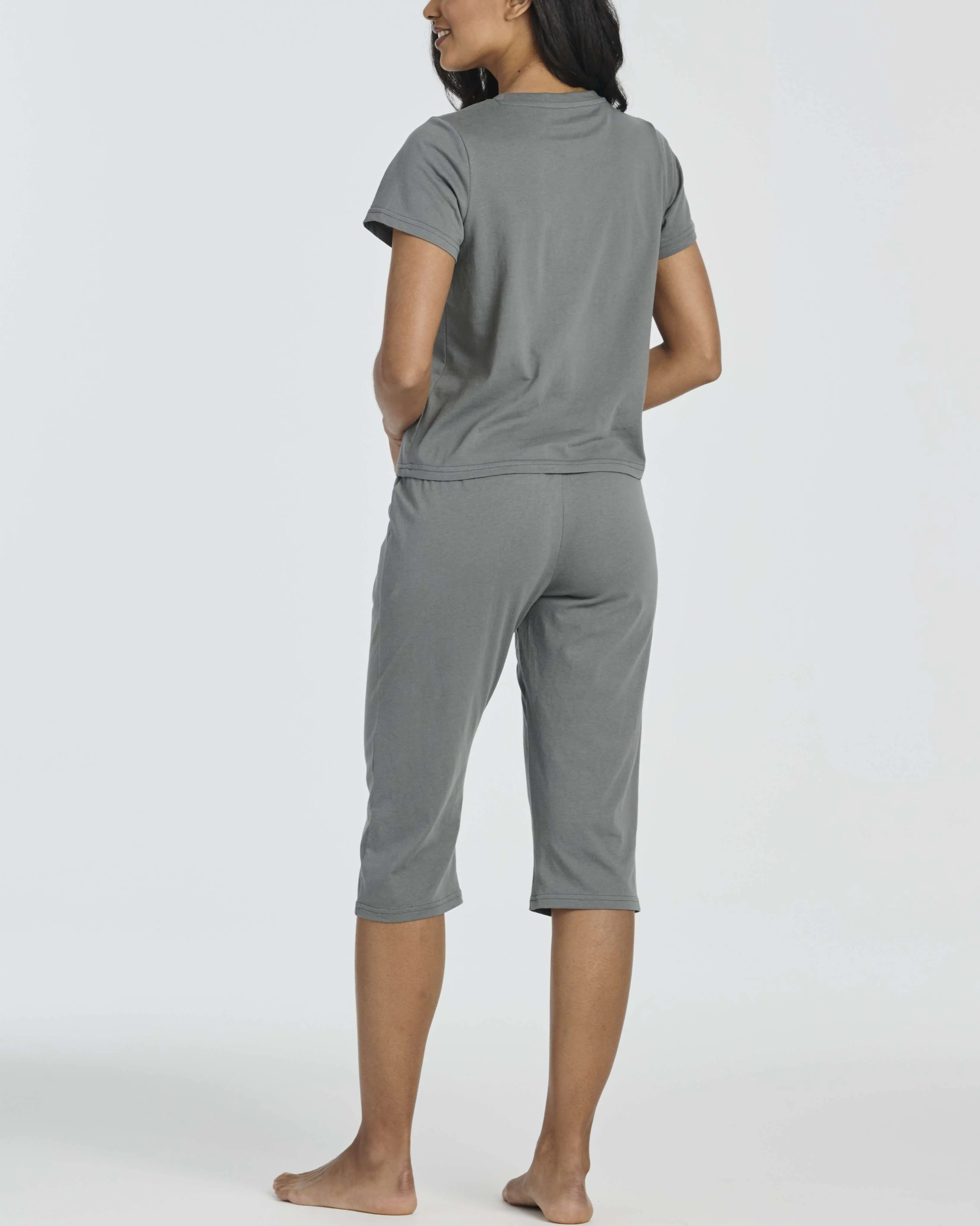 2 Pack: Women's Cotton Pajamas with Capri Pants (Available In Plus Size)