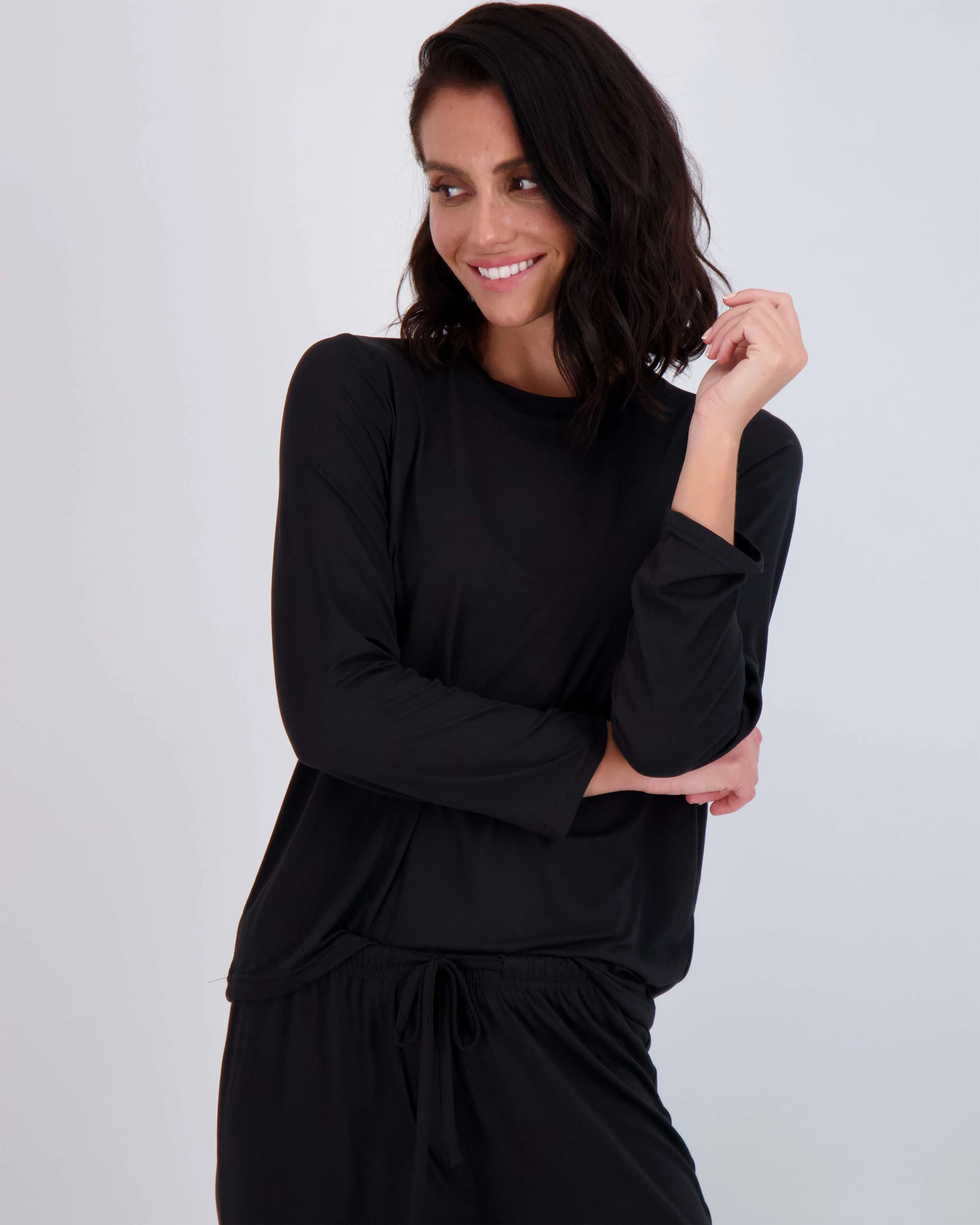 2 Pack: Women’s Pajama Set Super-Soft Long Sleeve Top With Pants