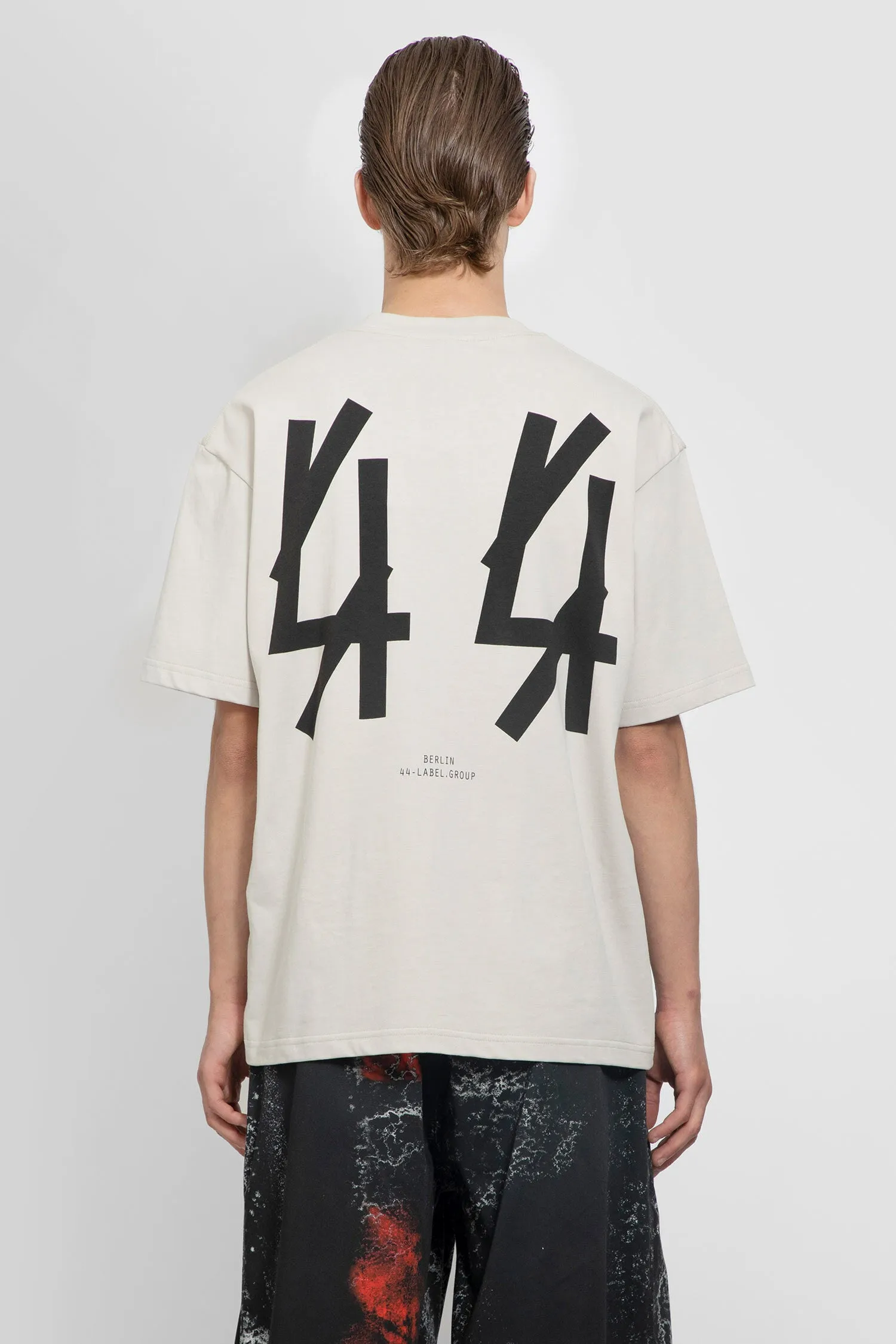 44 LABEL GROUP MAN OFF-WHITE T-SHIRTS & TANK TOPS