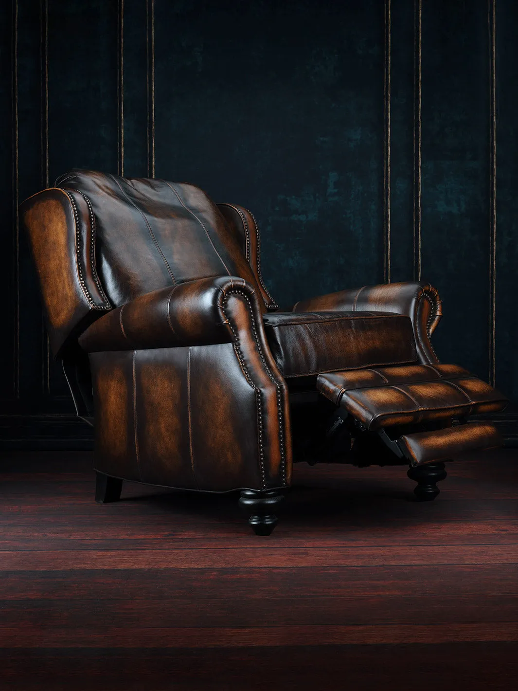 Cowboy Push Back Leather Recliner
