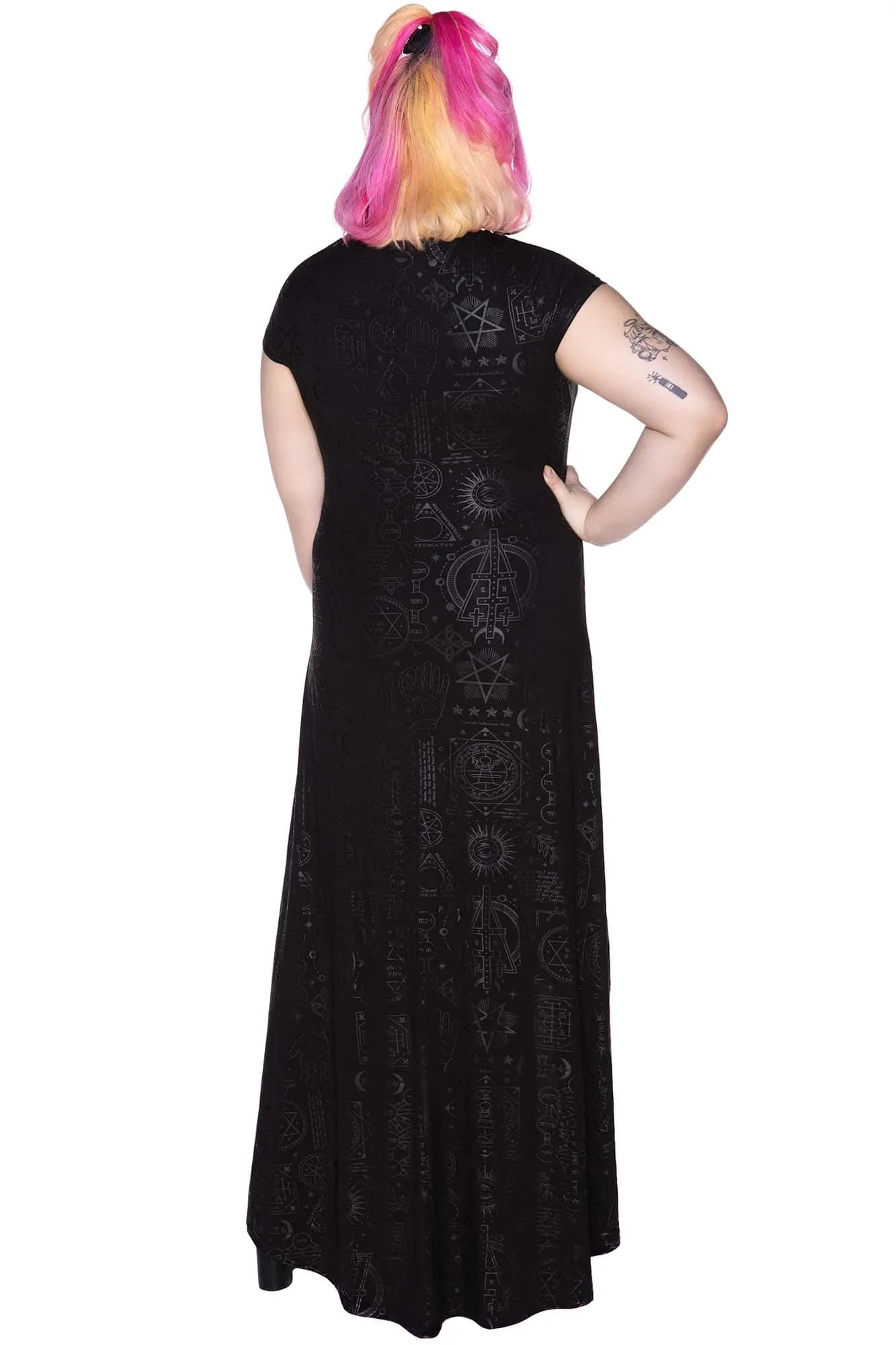Deadly Dana Maxi Dress [PLUS]
