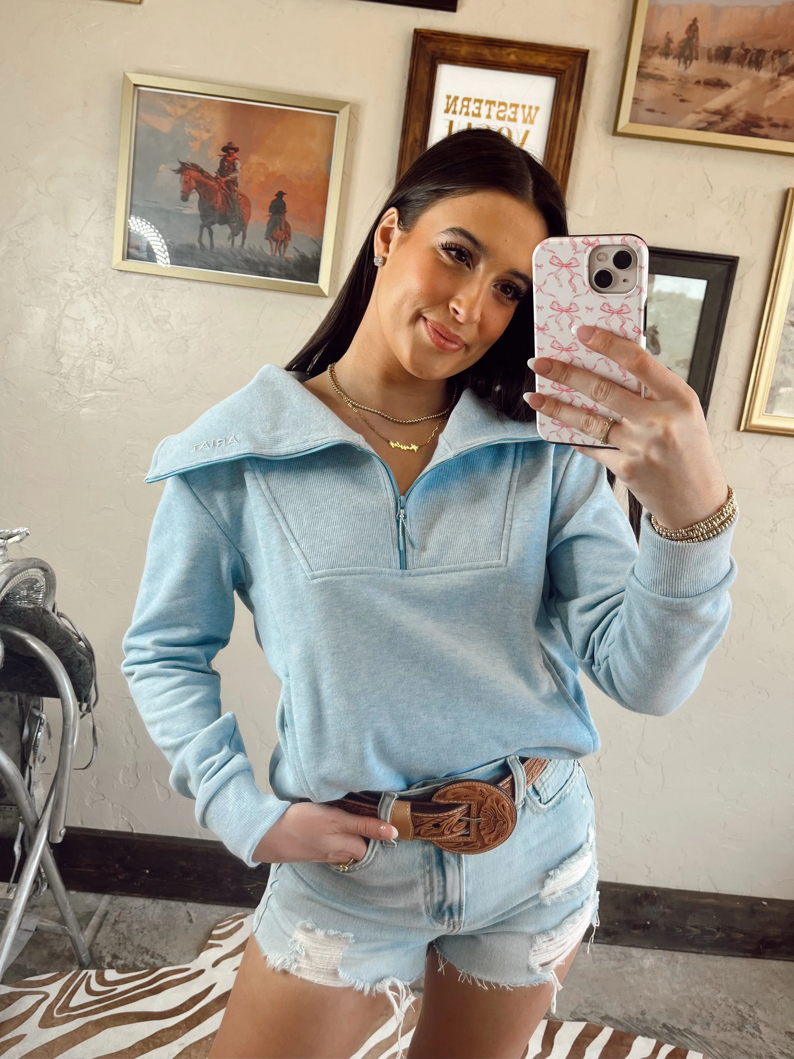 The Ariat Heather Glacier Lake Fern Sweatshirt