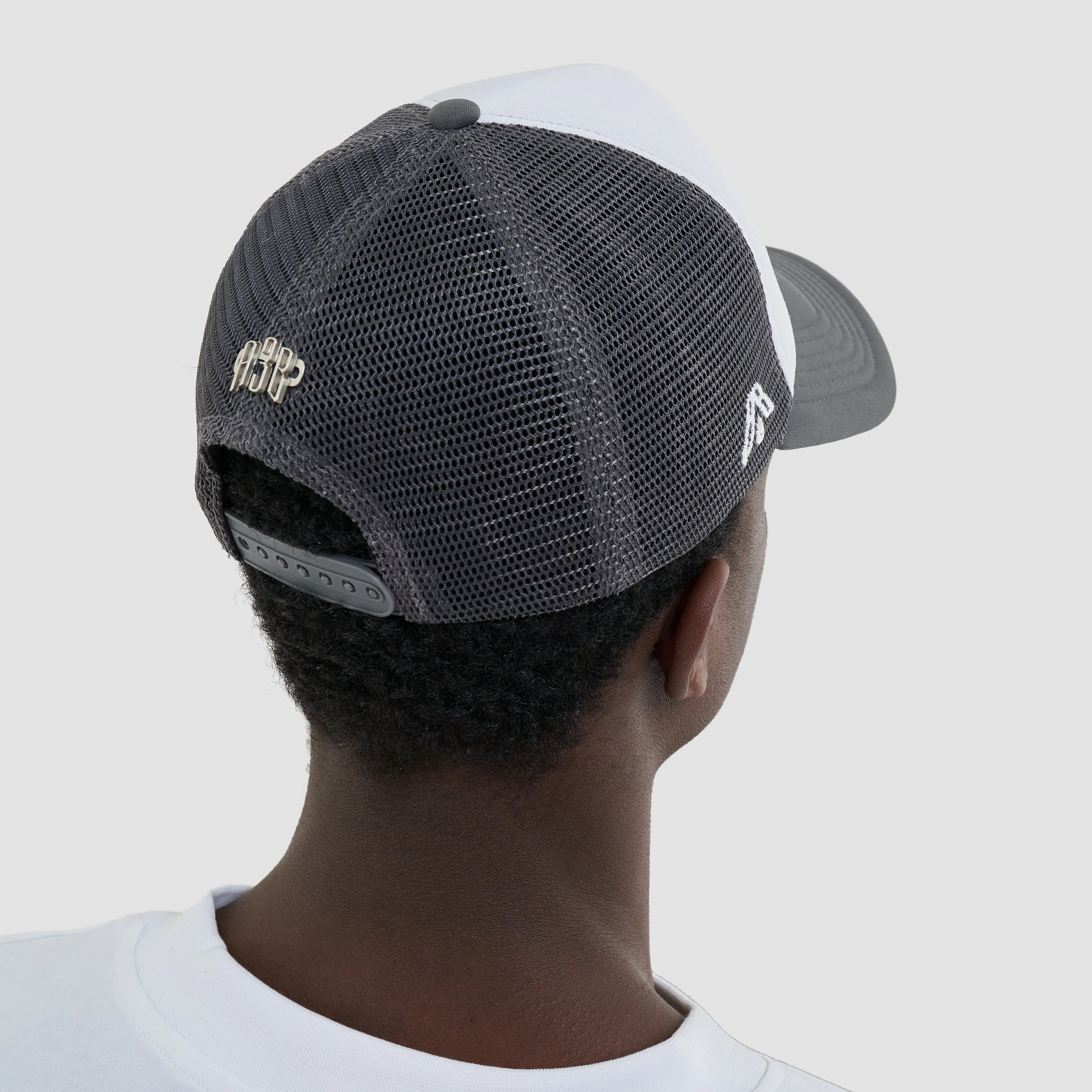 TRUCKERCAP LOGO HEARTS - GREY
